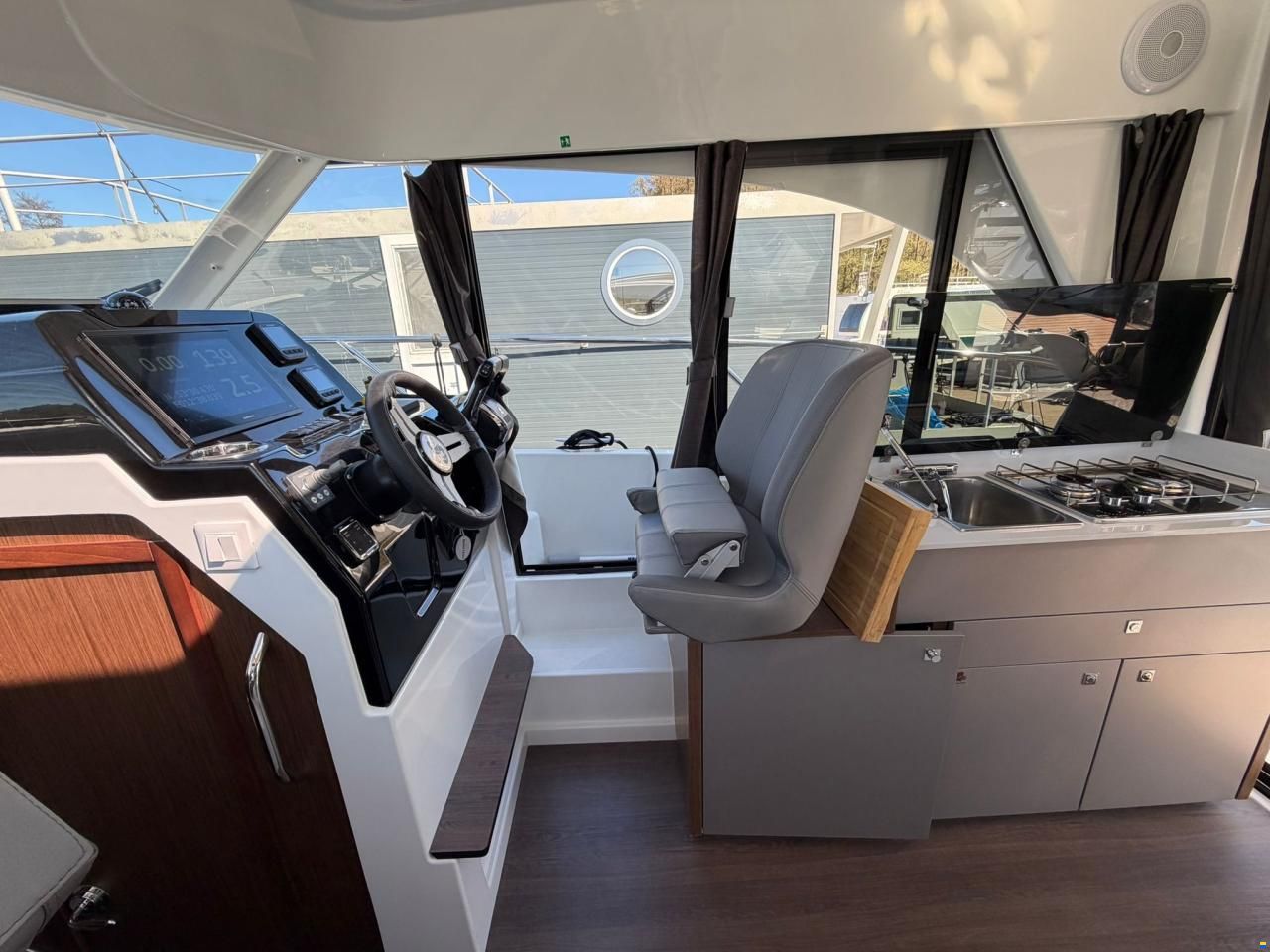 Beneteau Antares 9 OB
