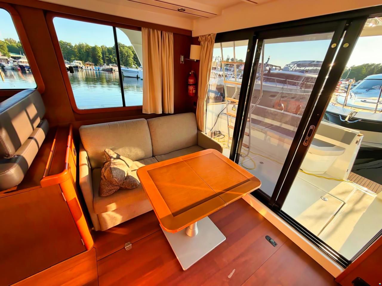 Beneteau Swift Trawler 34
