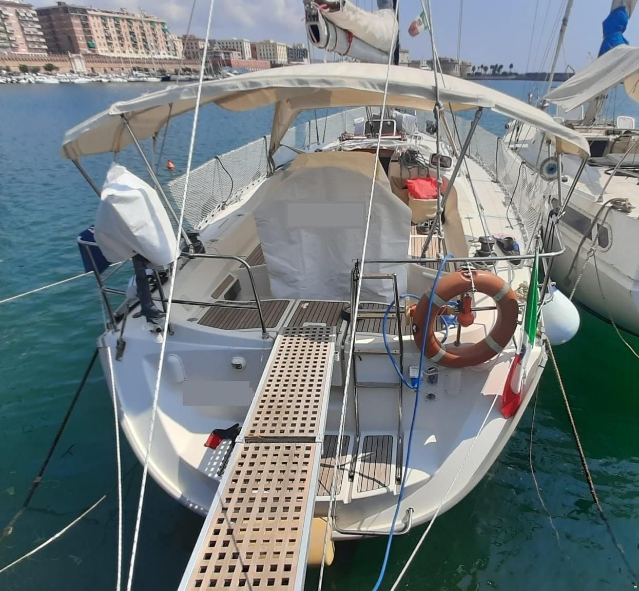 Delphia 40