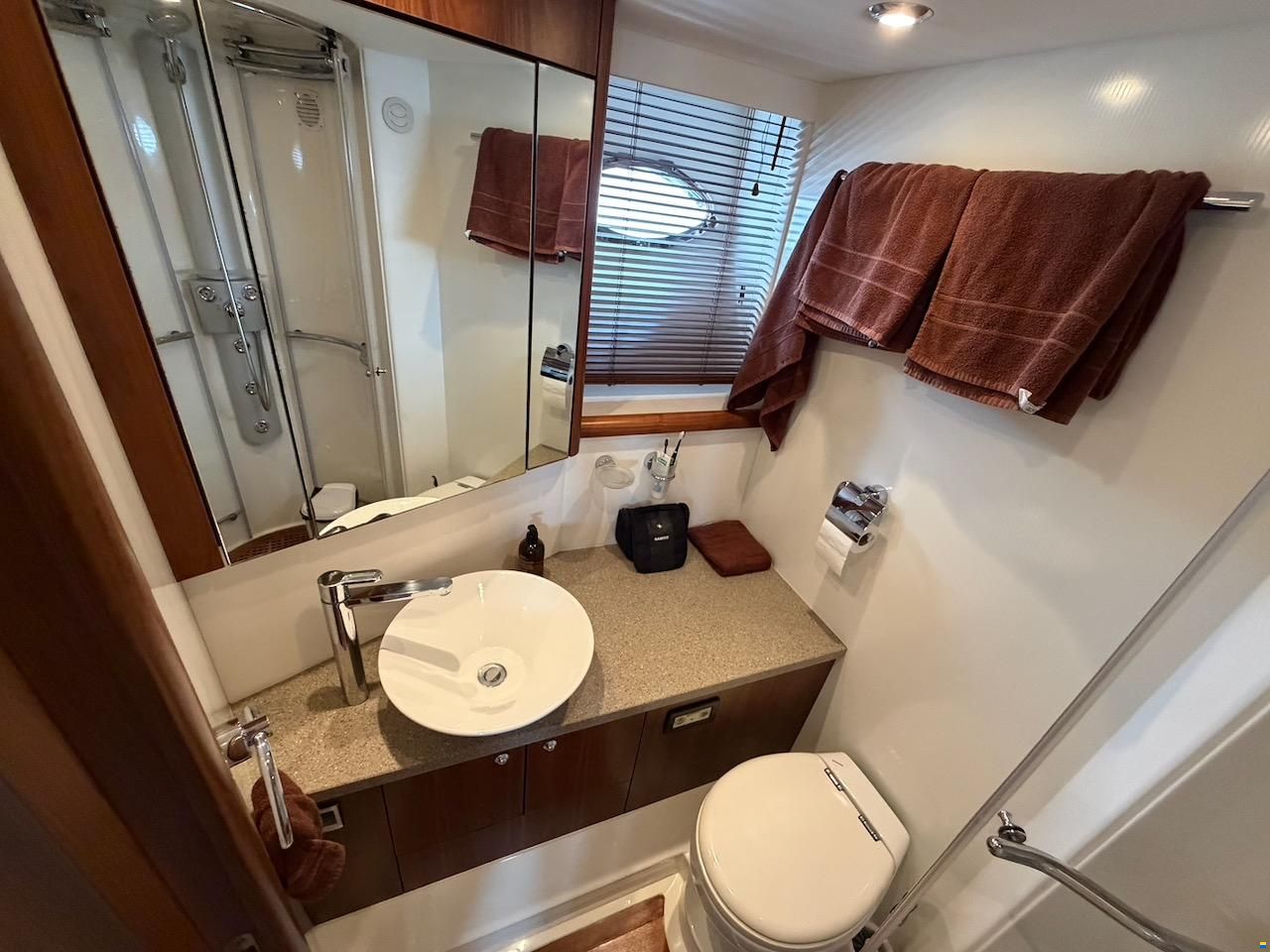 Sunseeker Predator 62