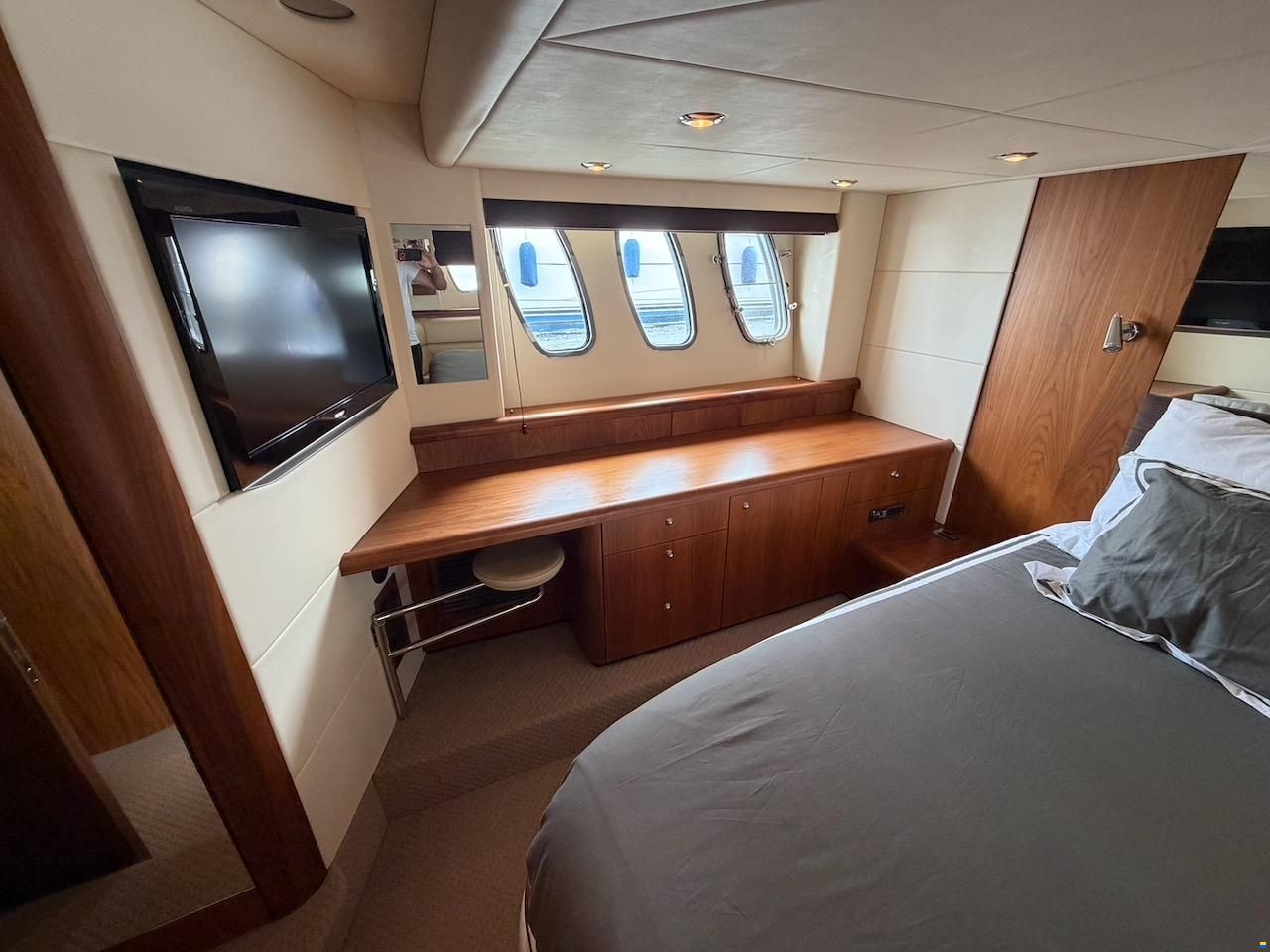 Sunseeker Predator 62
