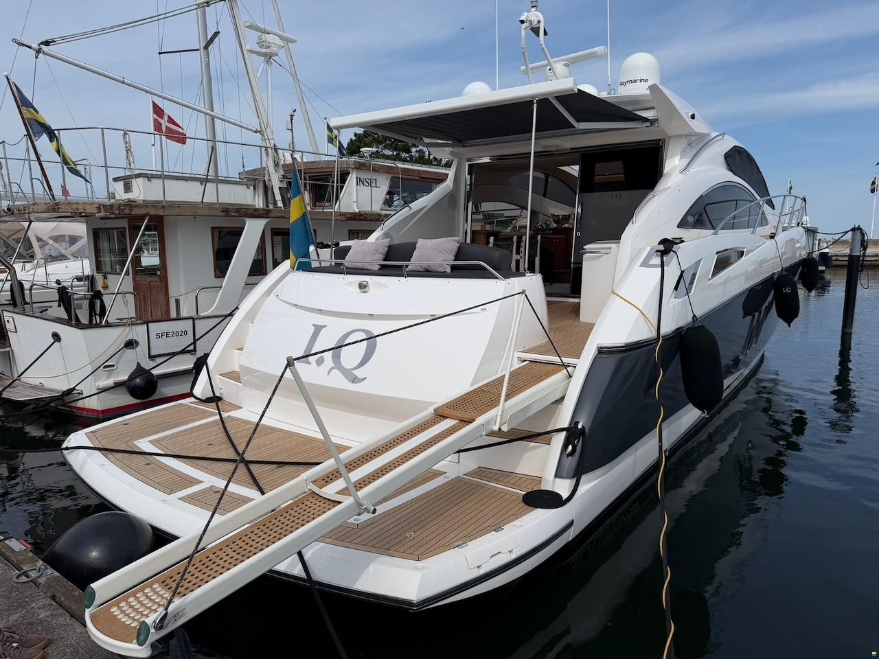 Sunseeker Predator 62