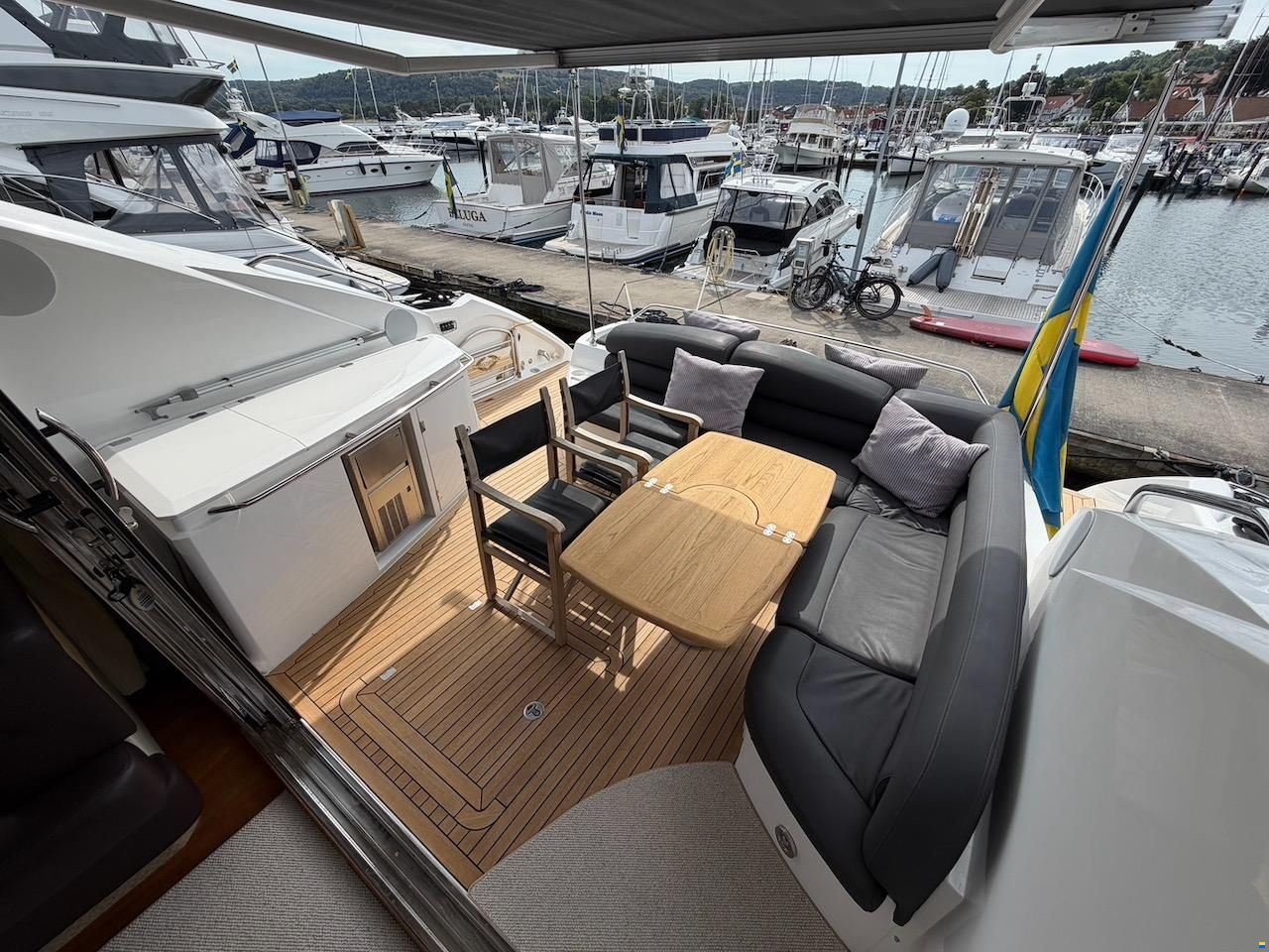 Sunseeker Predator 62