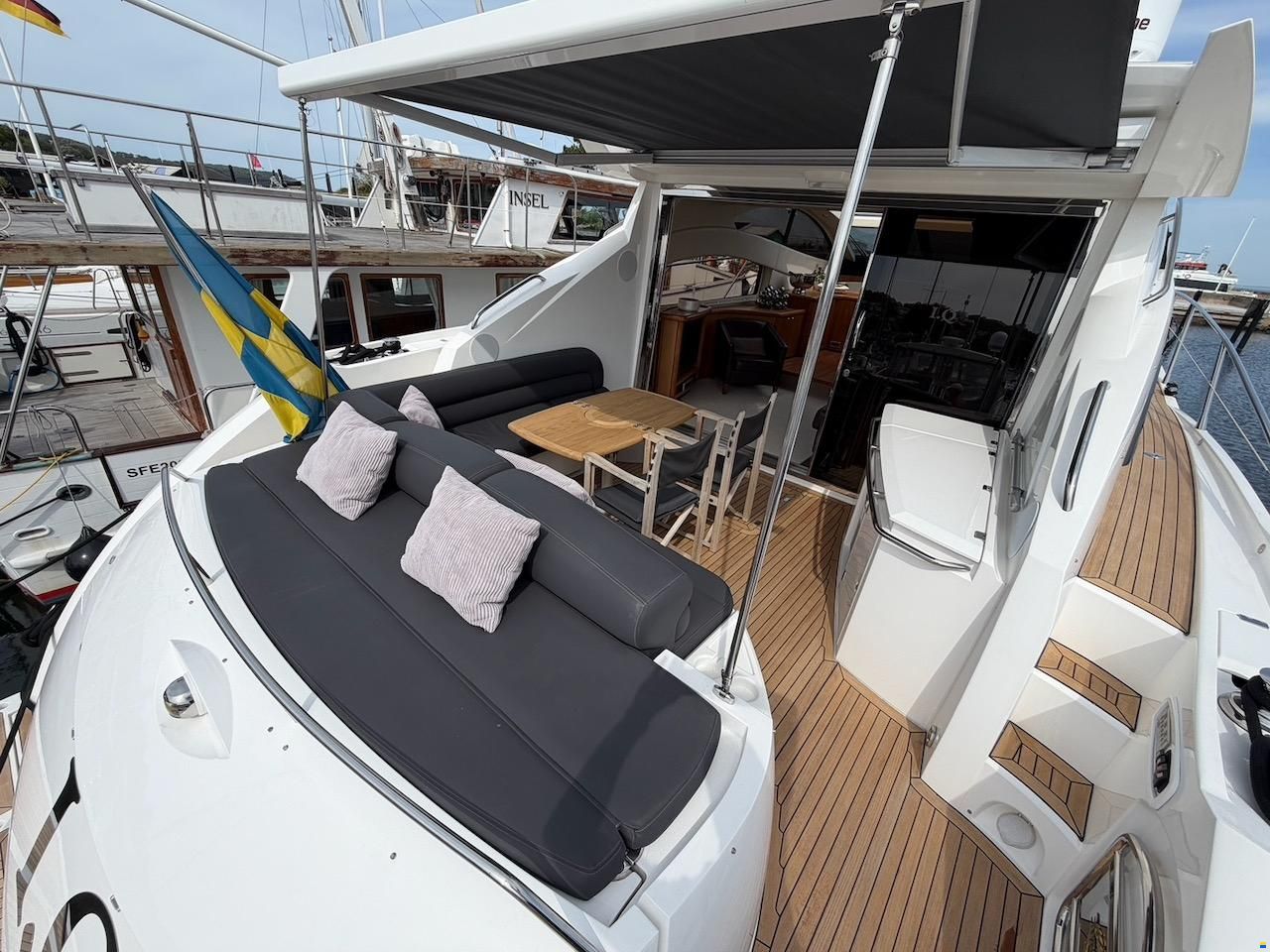 Sunseeker Predator 62