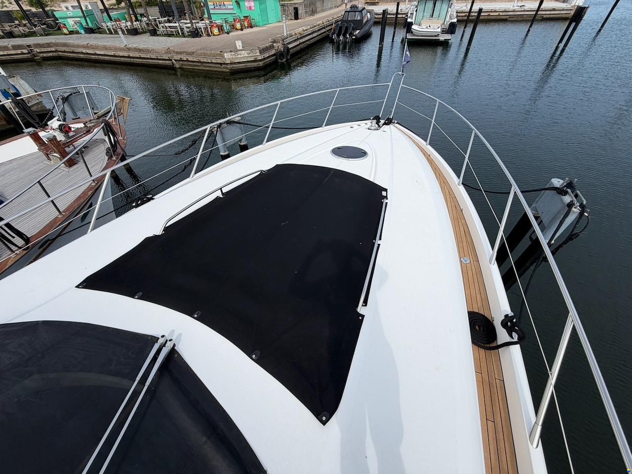 Sunseeker Predator 62