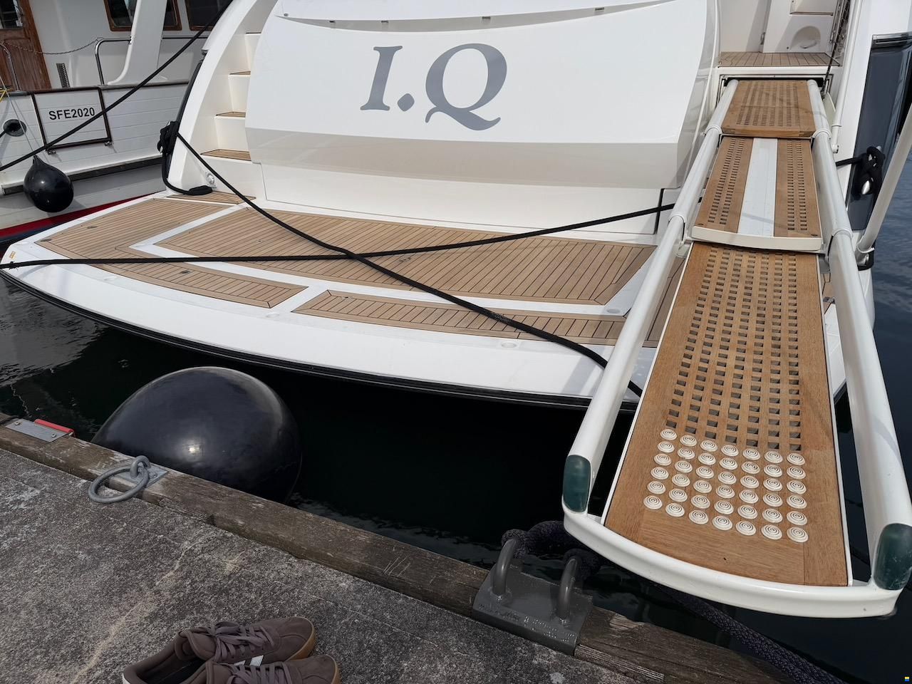 Sunseeker Predator 62