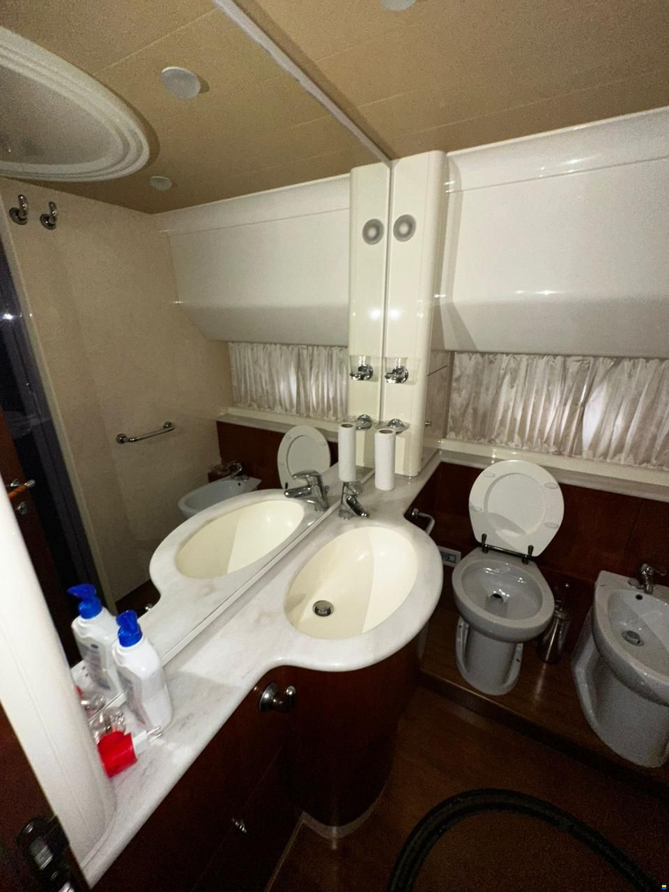 Ferretti 680