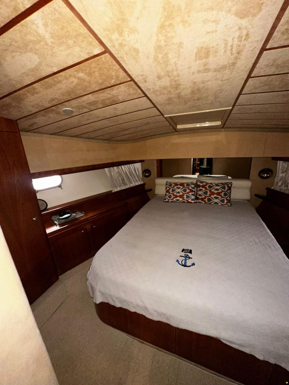 Ferretti 680