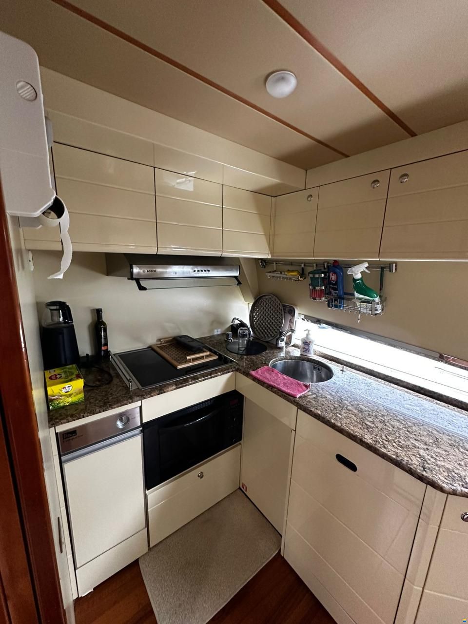 Ferretti 680