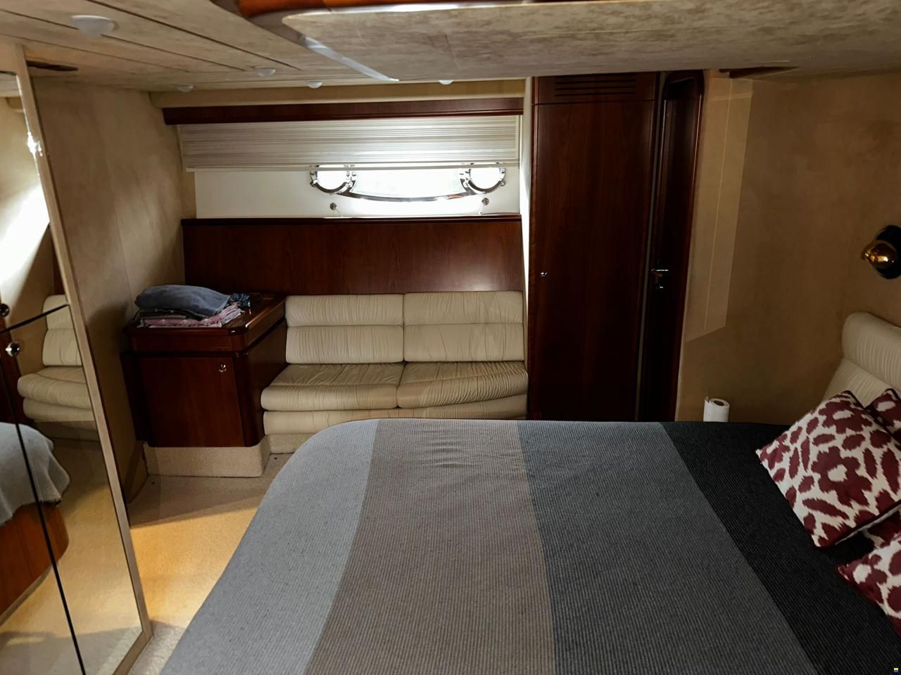 Ferretti 680