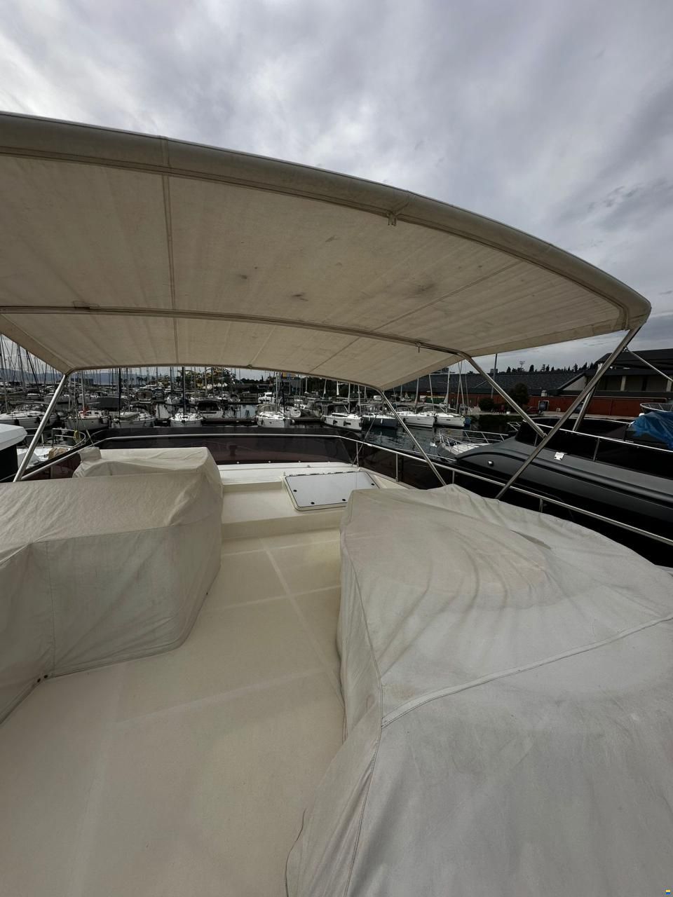 Ferretti 680