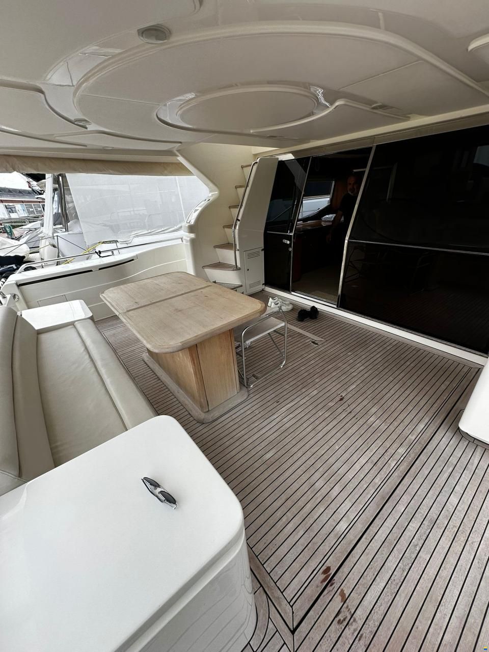 Ferretti 680