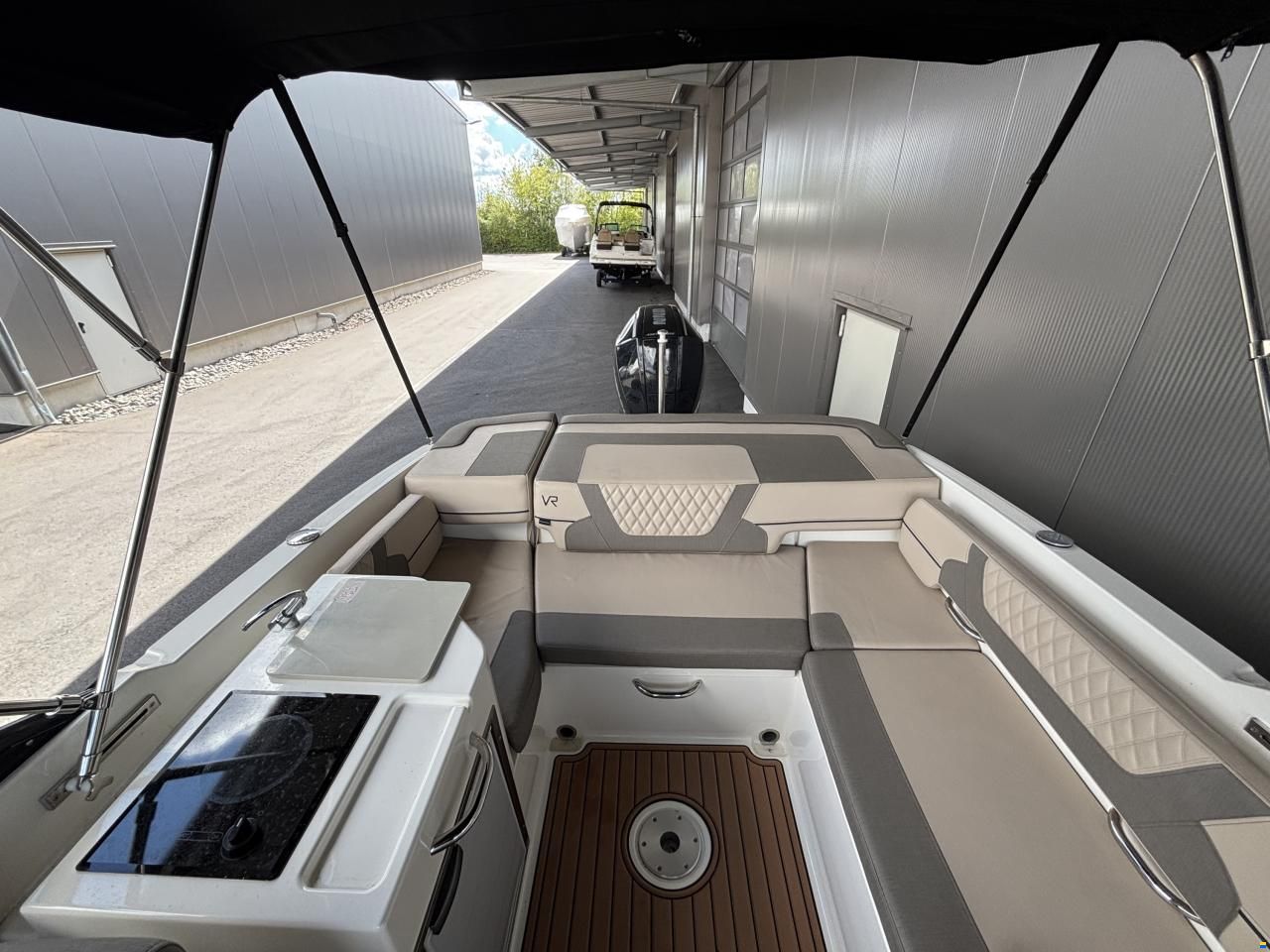 Bayliner VR 6 COE