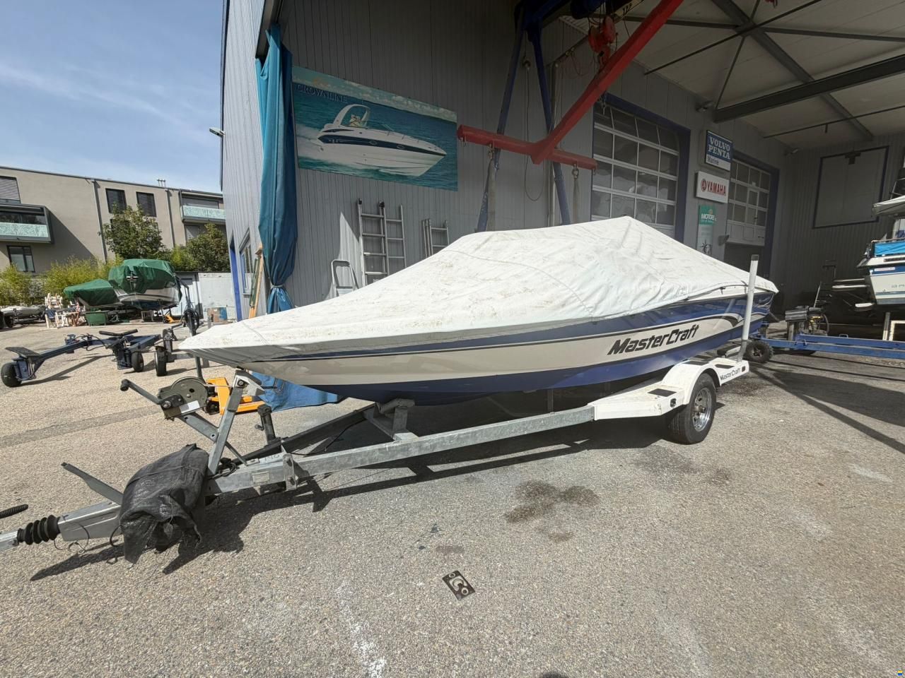 MasterCraft 19 Skier