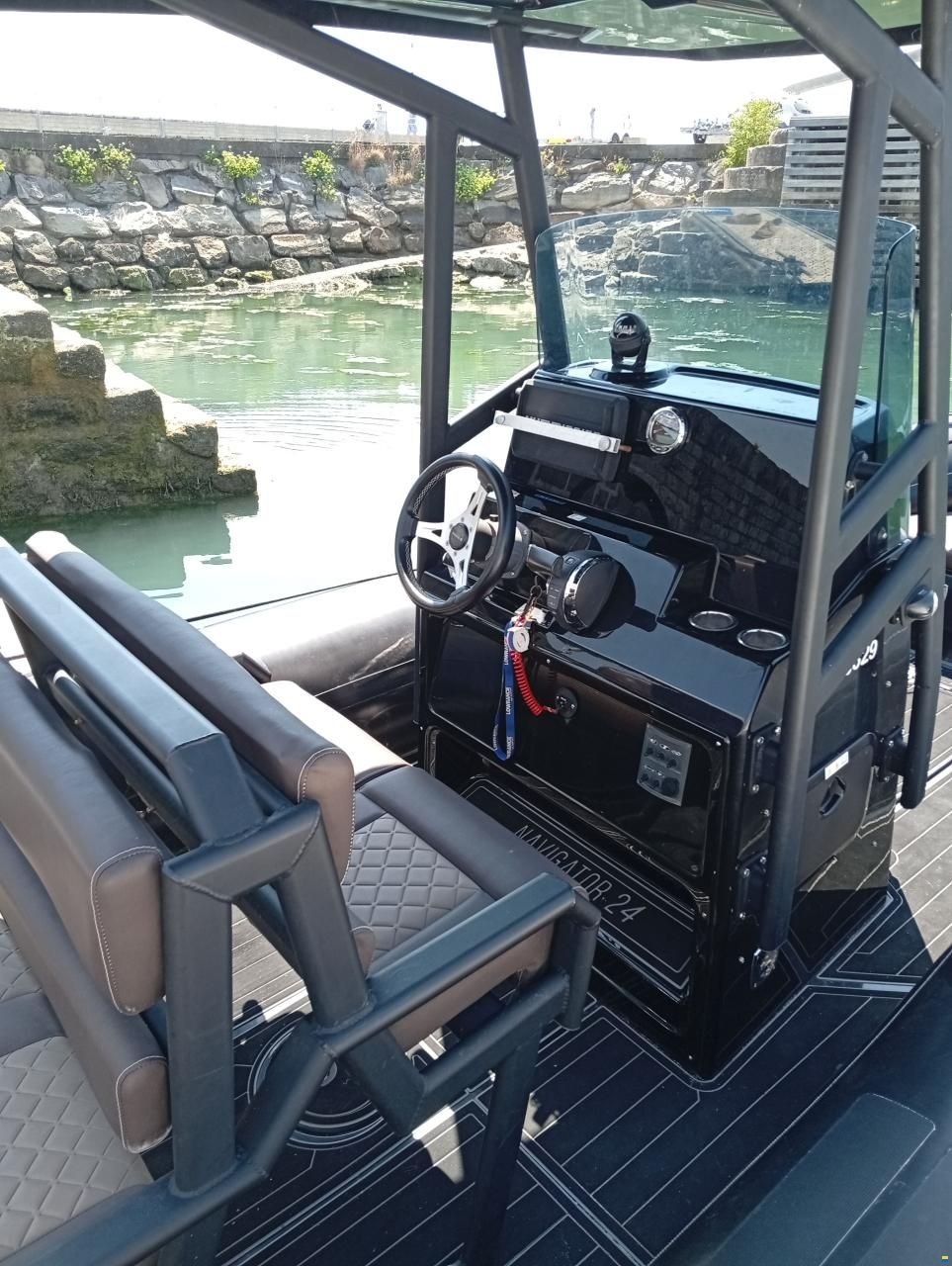 Brig Navigator 24