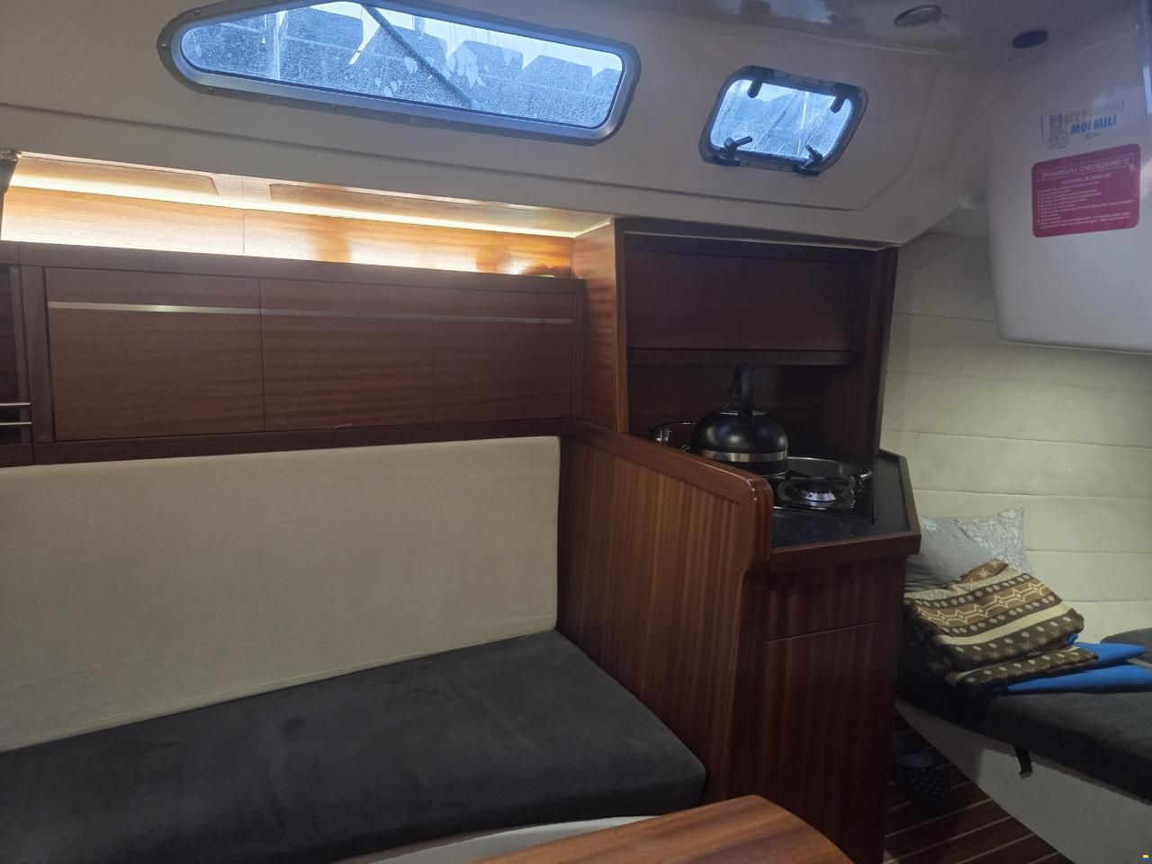 TES 720