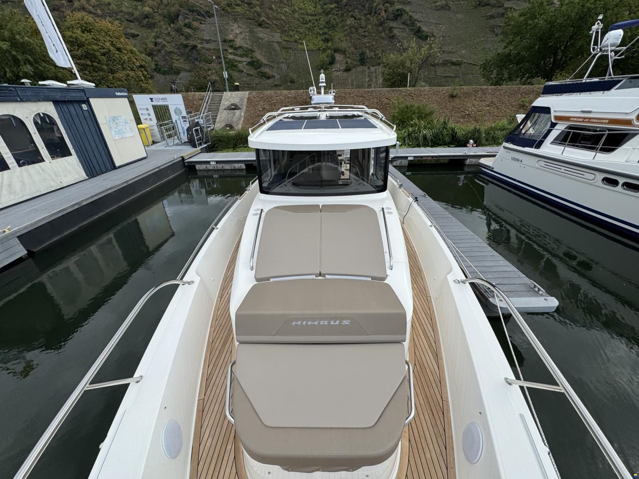 Nimbus C11