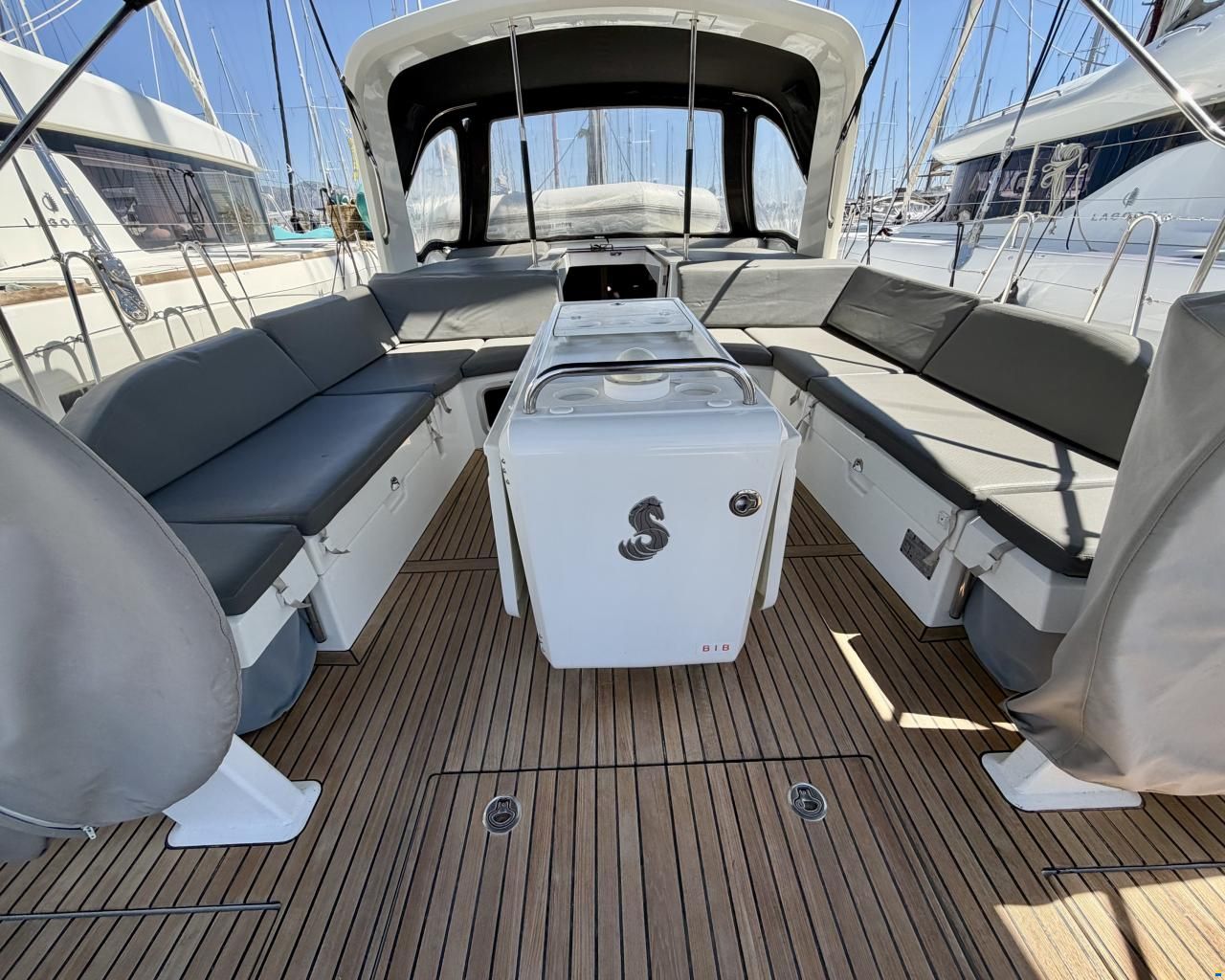 Beneteau Oceanis 51.1