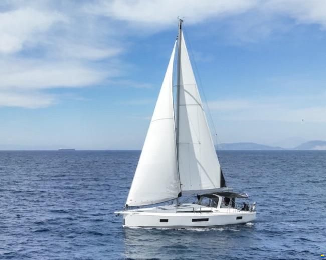 Beneteau Oceanis 51.1