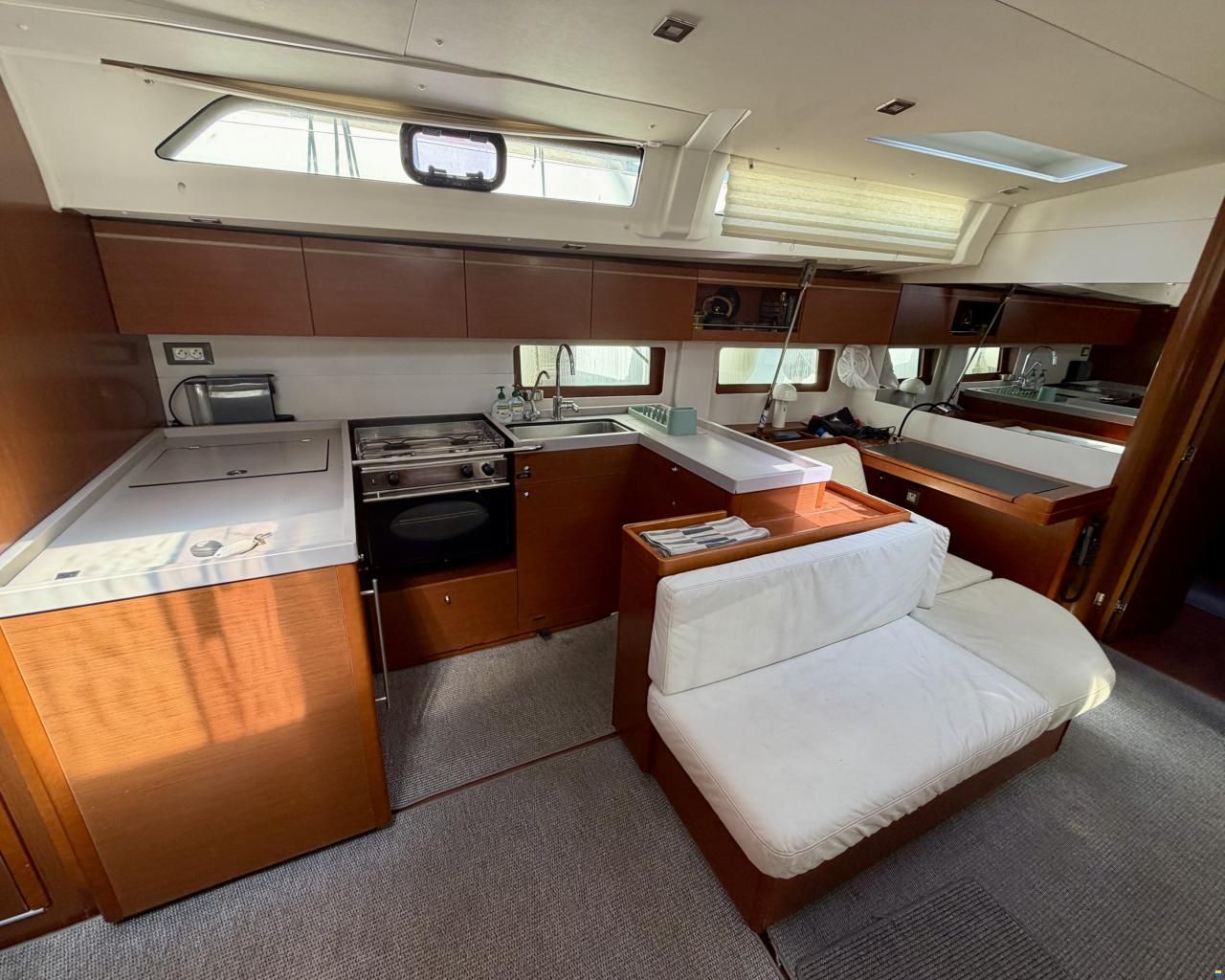 Beneteau Oceanis 51.1