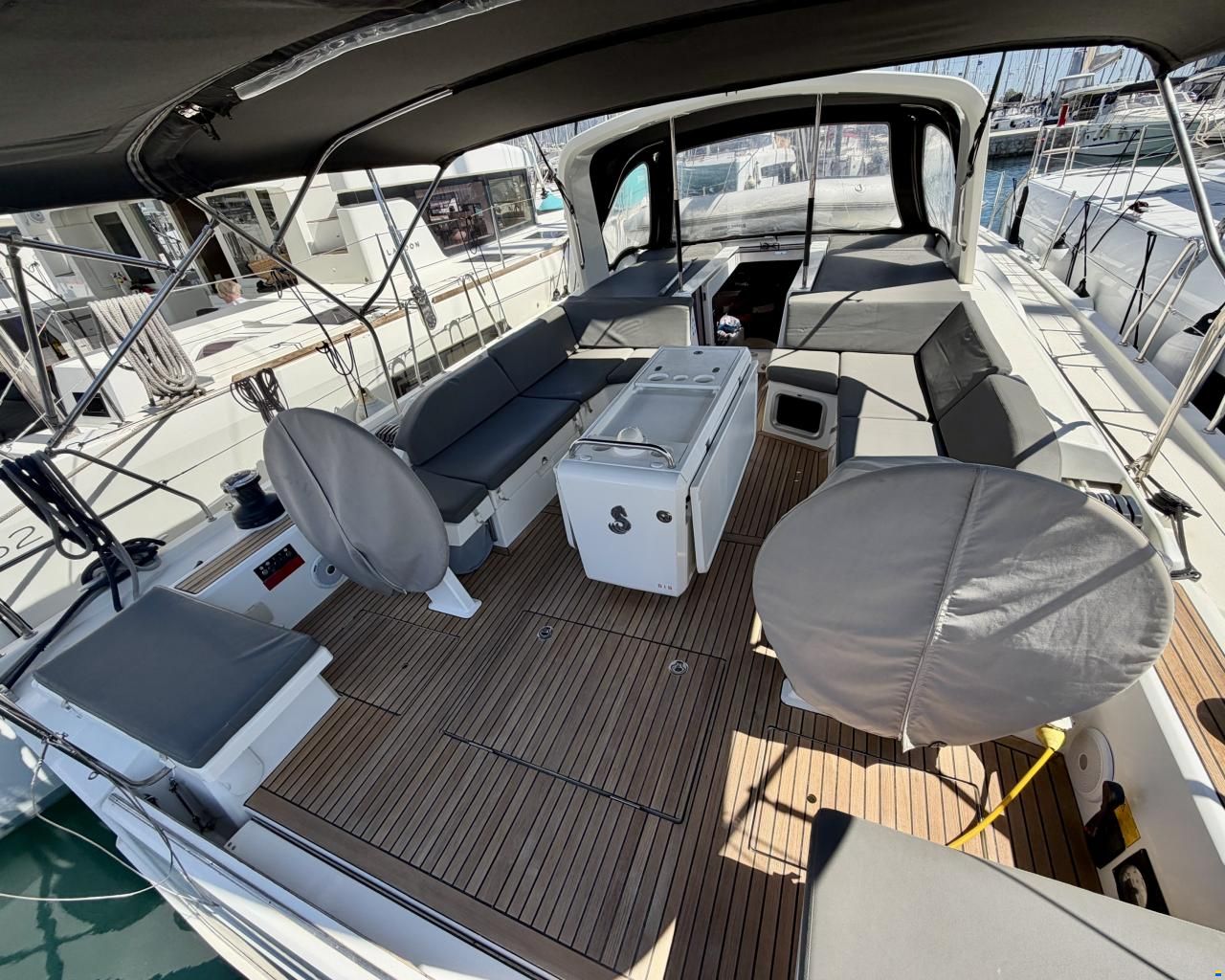 Beneteau Oceanis 51.1