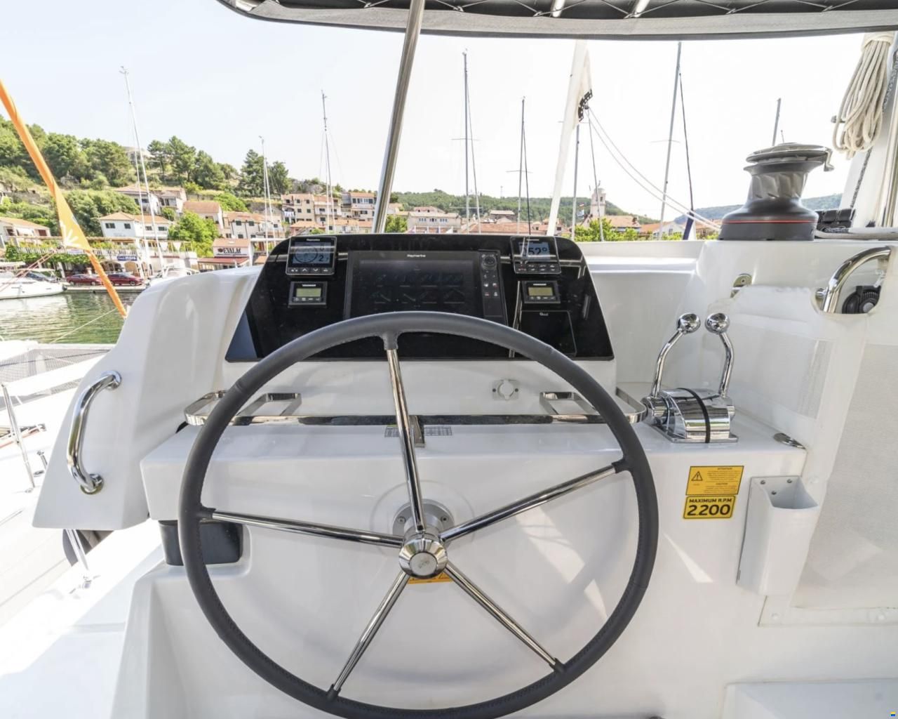 Lagoon 42