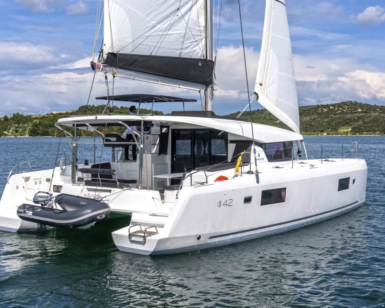 Lagoon 42
