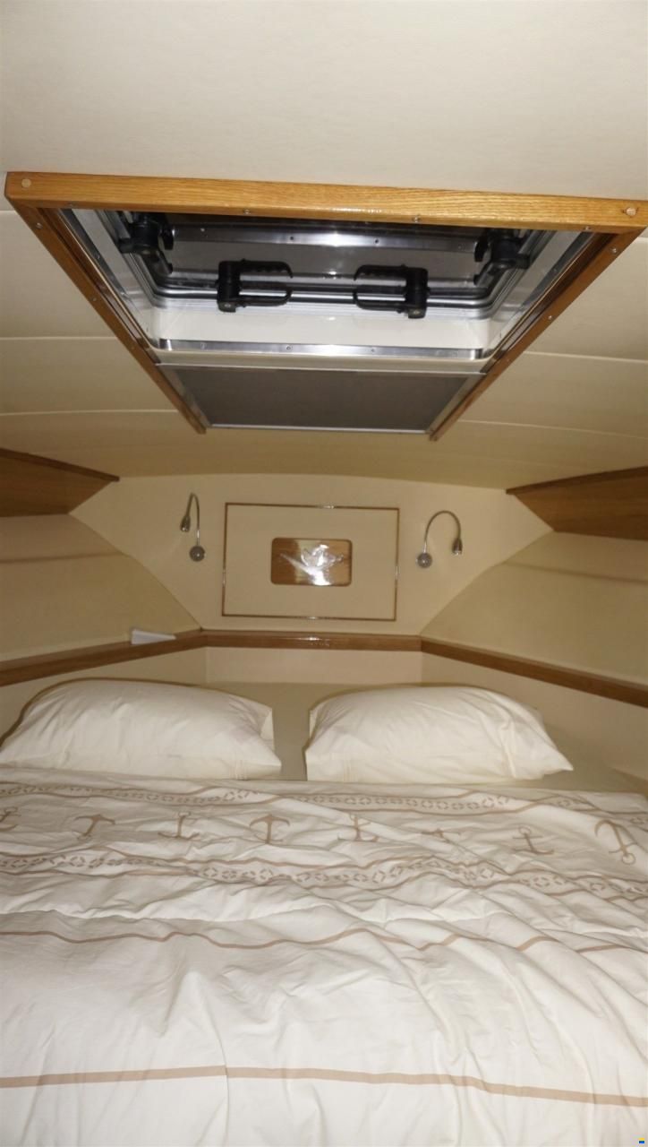 Bertram Yacht Bertram 37 Convertible