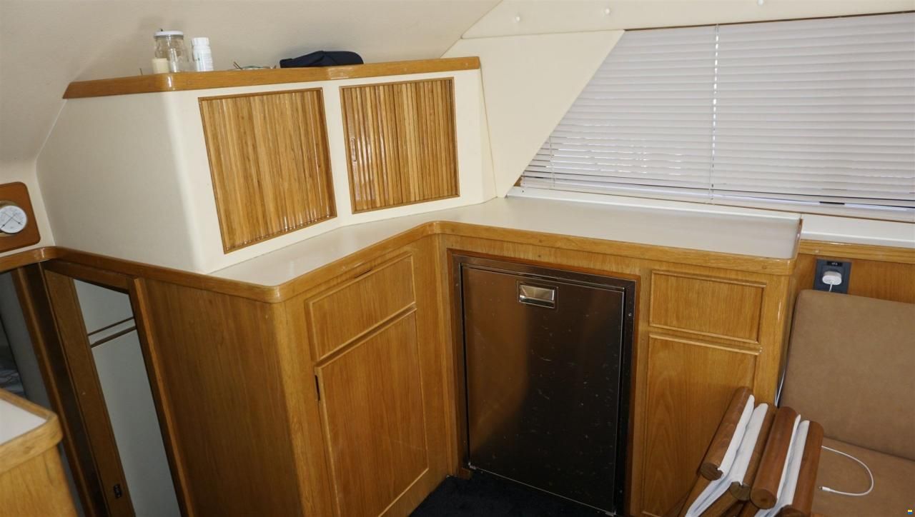 Bertram Yacht Bertram 37 Convertible