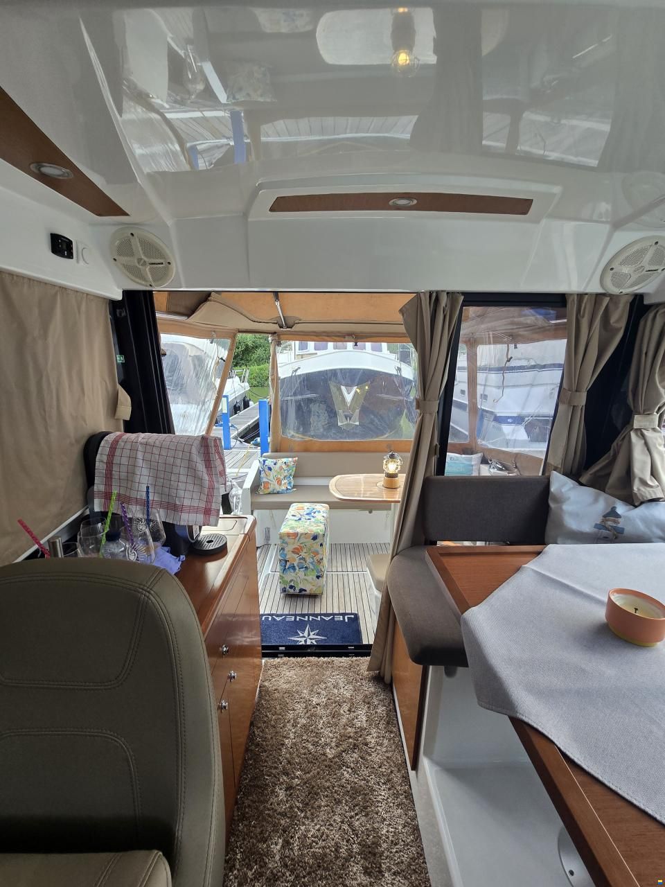 Jeanneau Merry Fisher 855
