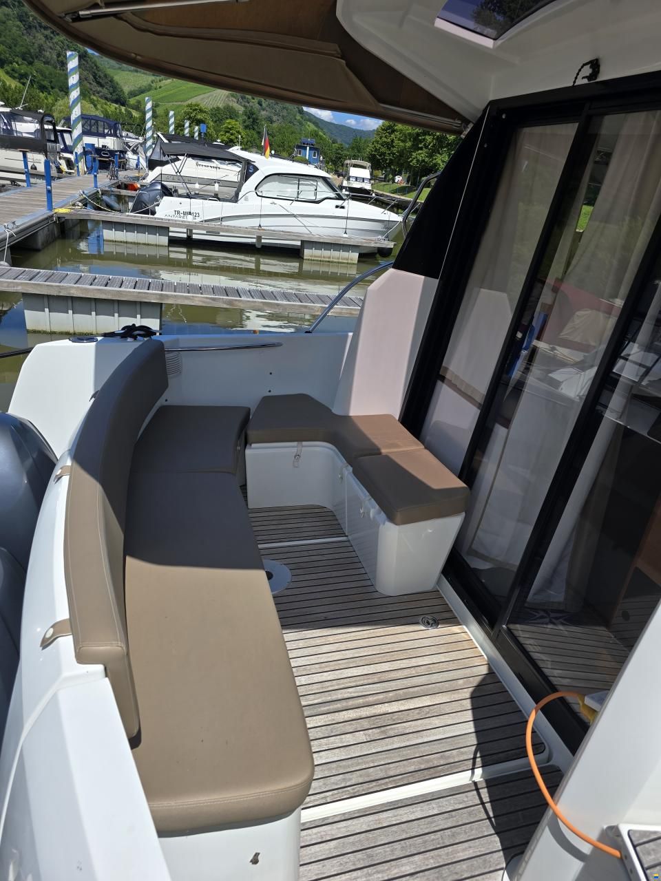 Jeanneau Merry Fisher 855