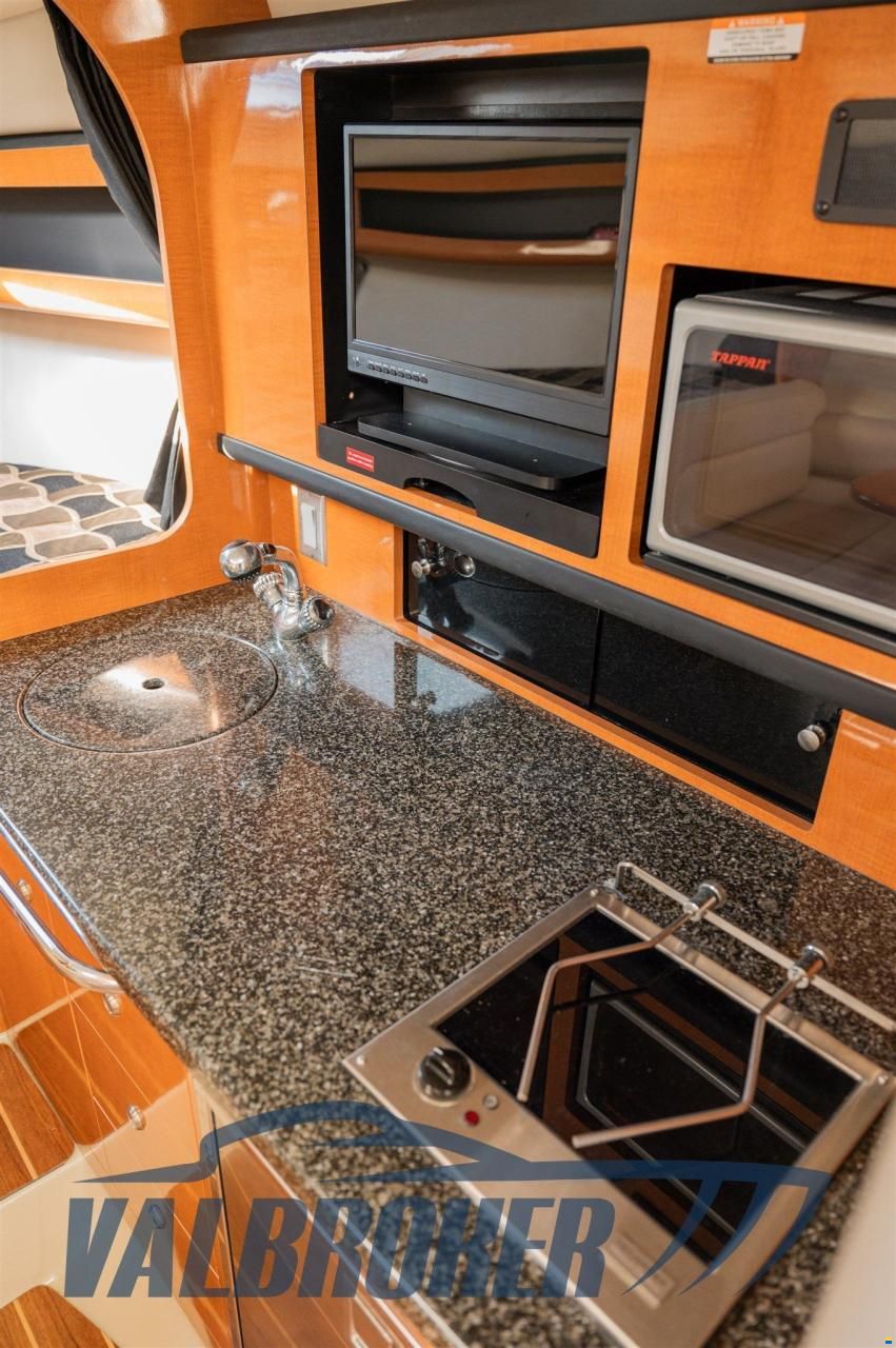 Chaparral Signature 280