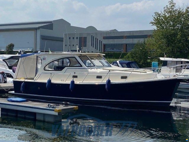 Mainship Pilot 34