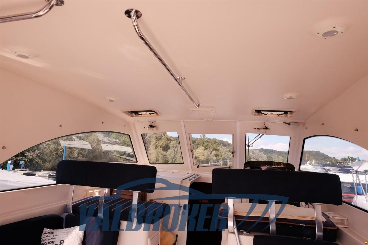 Mainship Pilot 34