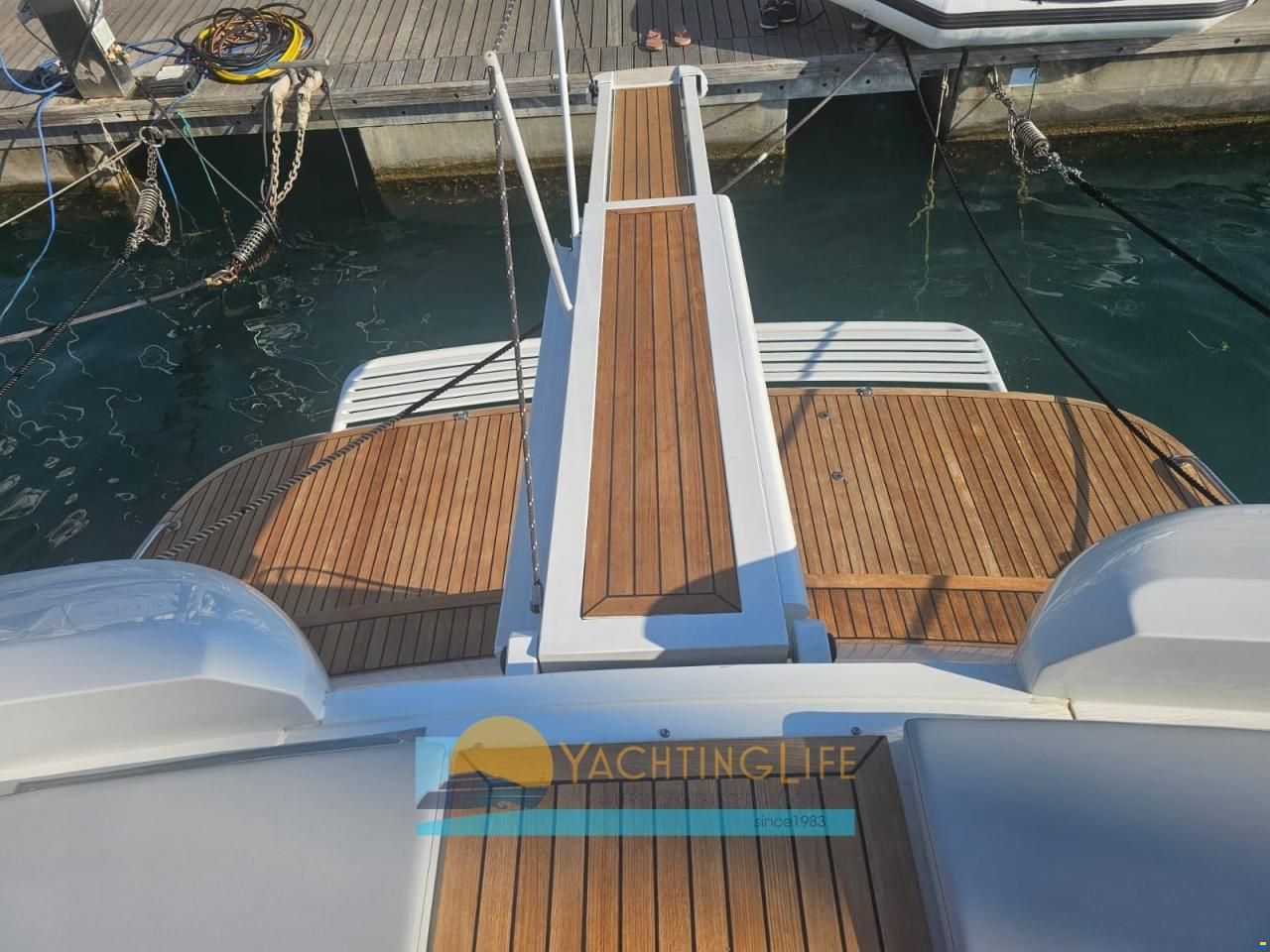Pershing 54'