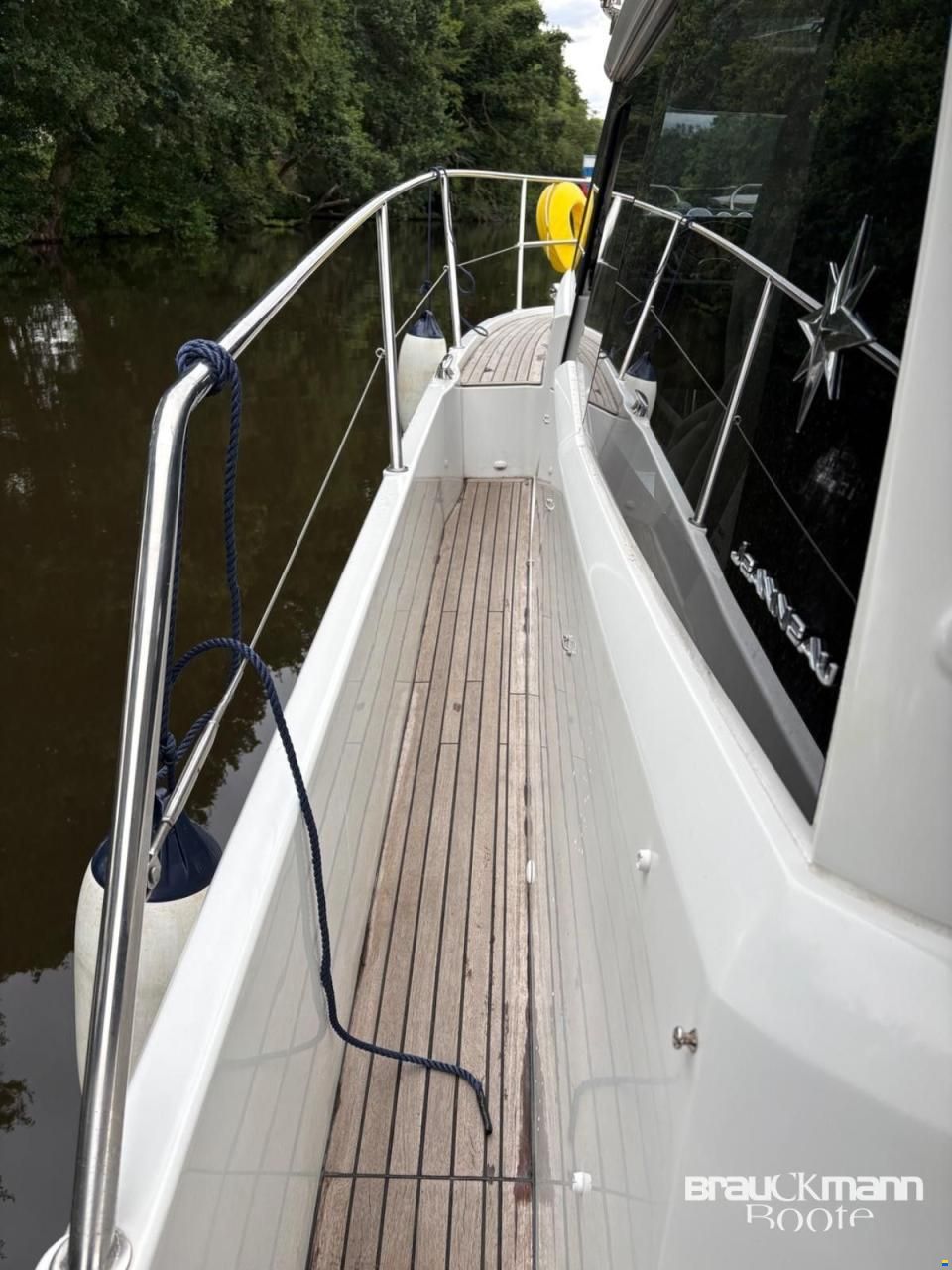 Jeanneau NC 9
