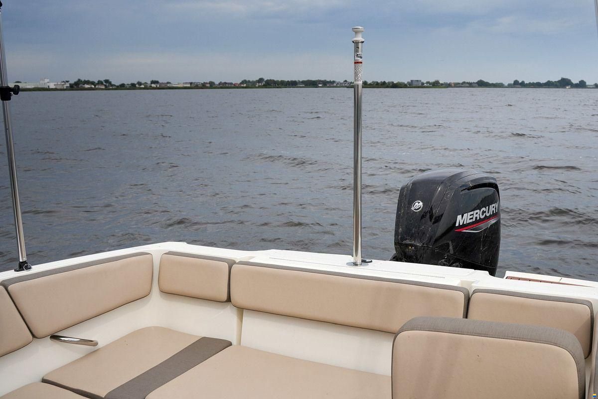 Bayliner VR4