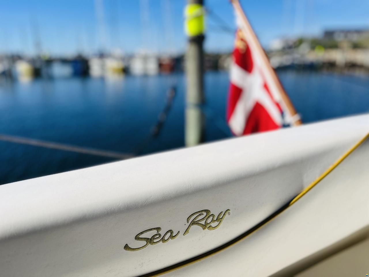 Sea Ray 260 Sundancer