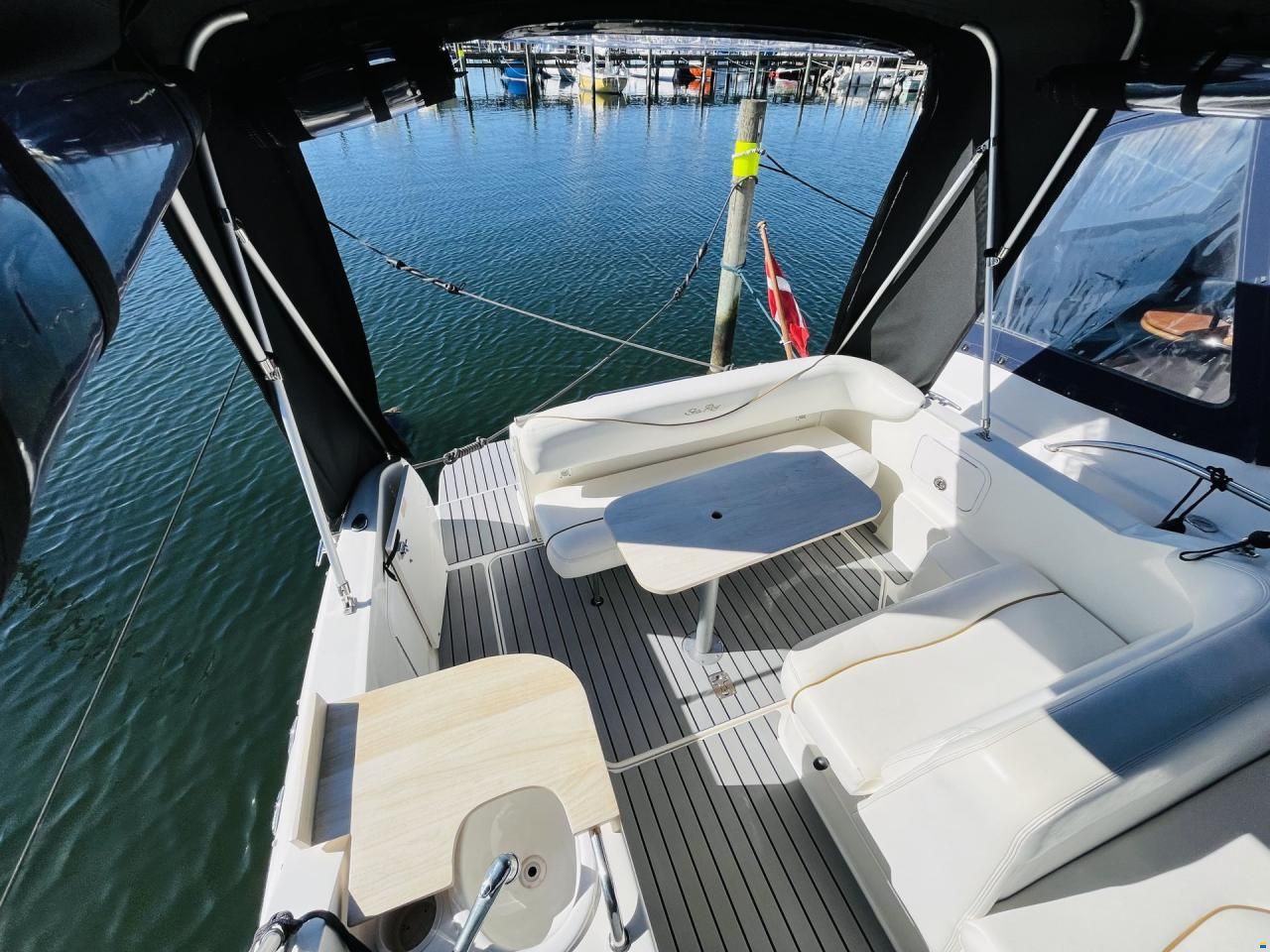 Sea Ray 260 Sundancer