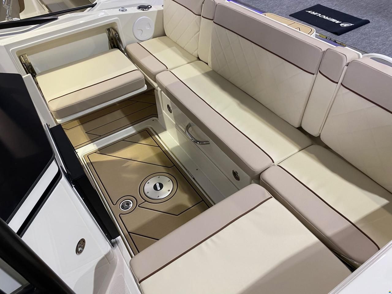 Quicksilver ACTIV 805 OPEN