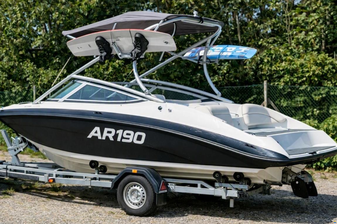 Yamaha AR190