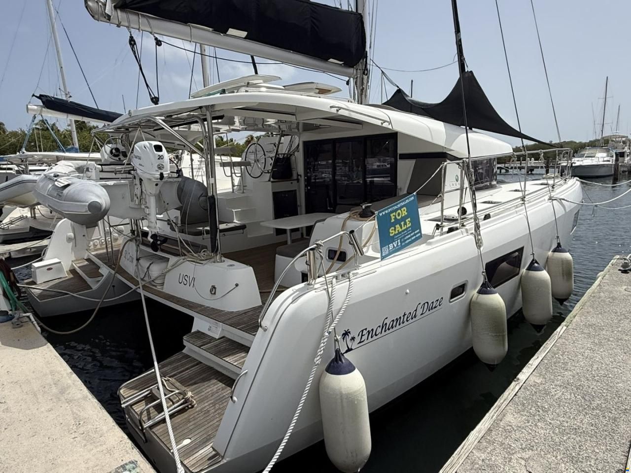 Lagoon 42