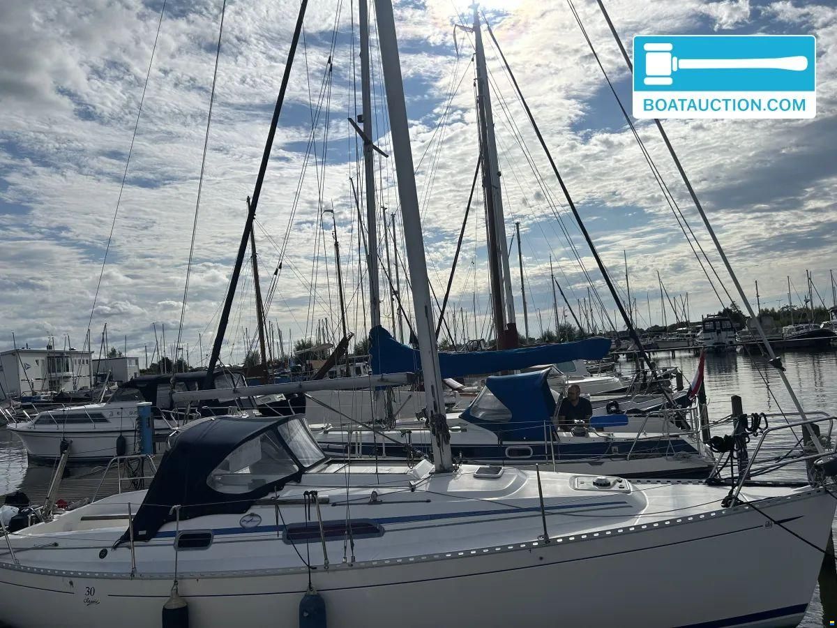 Dufour 30 Classic