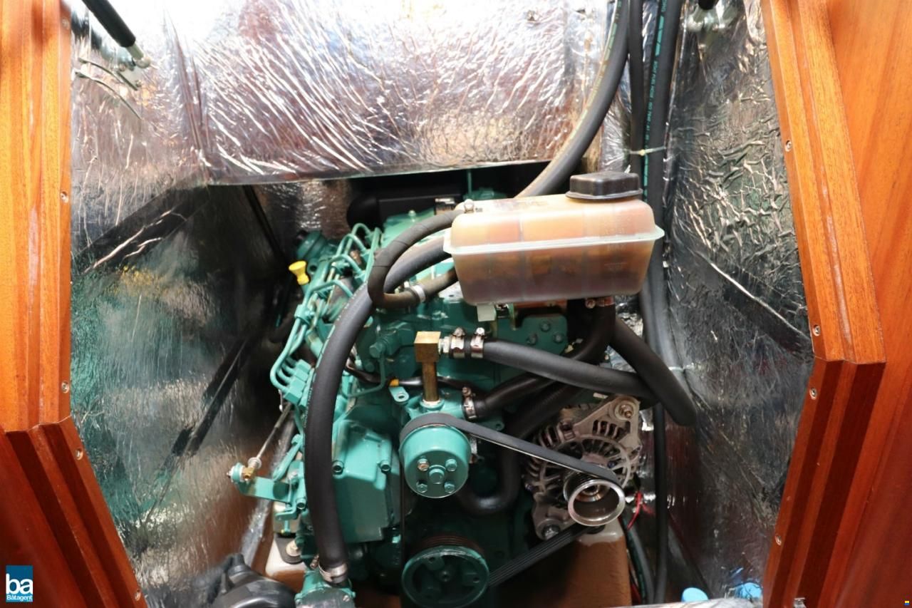 Regina 35