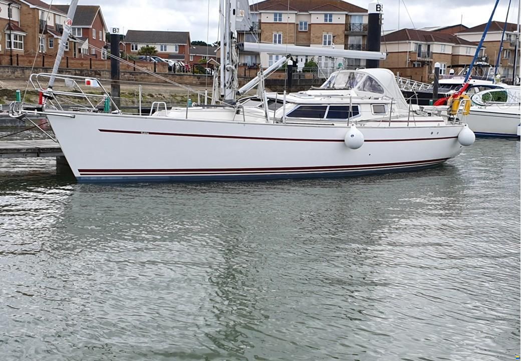 Regina 35