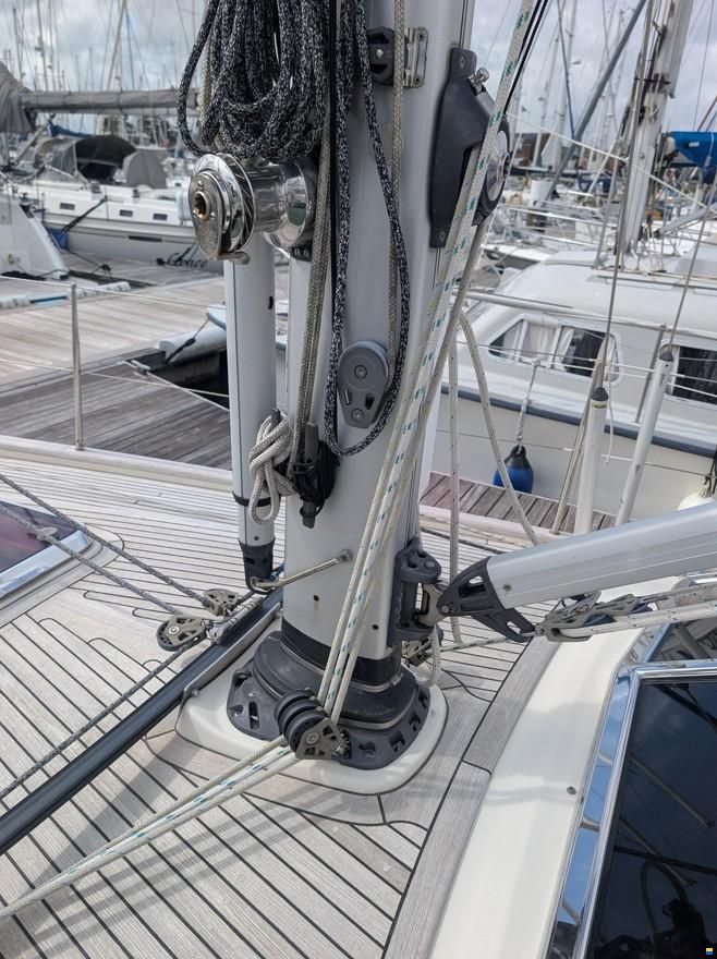 Regina 35