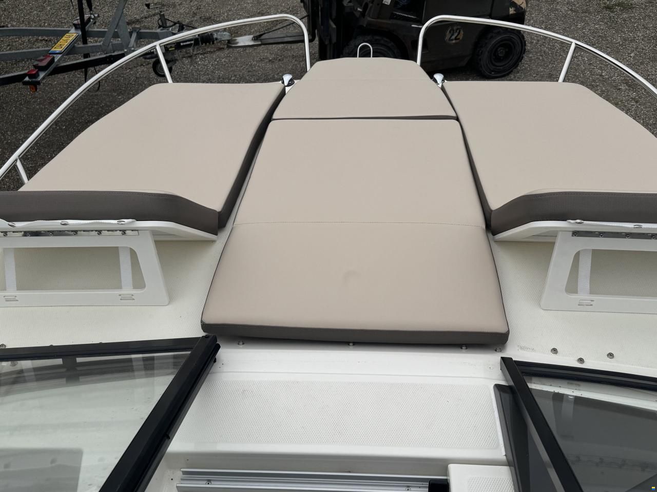 Bayliner VR6 Cuddy med 300 hk Mercruiser-EFI V8 6