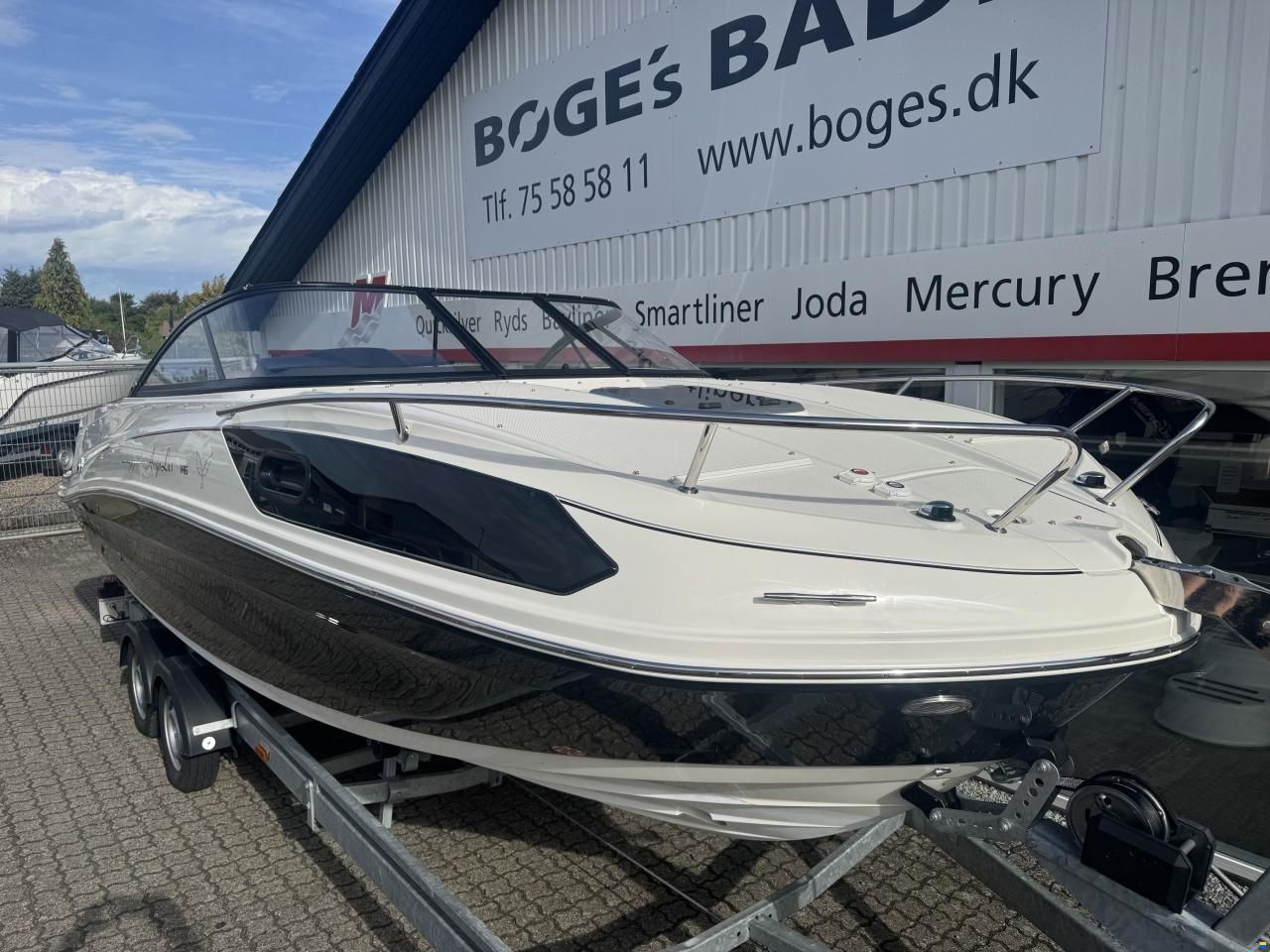 Bayliner VR6 Cuddy med 300 hk Mercruiser-EFI V8 6
