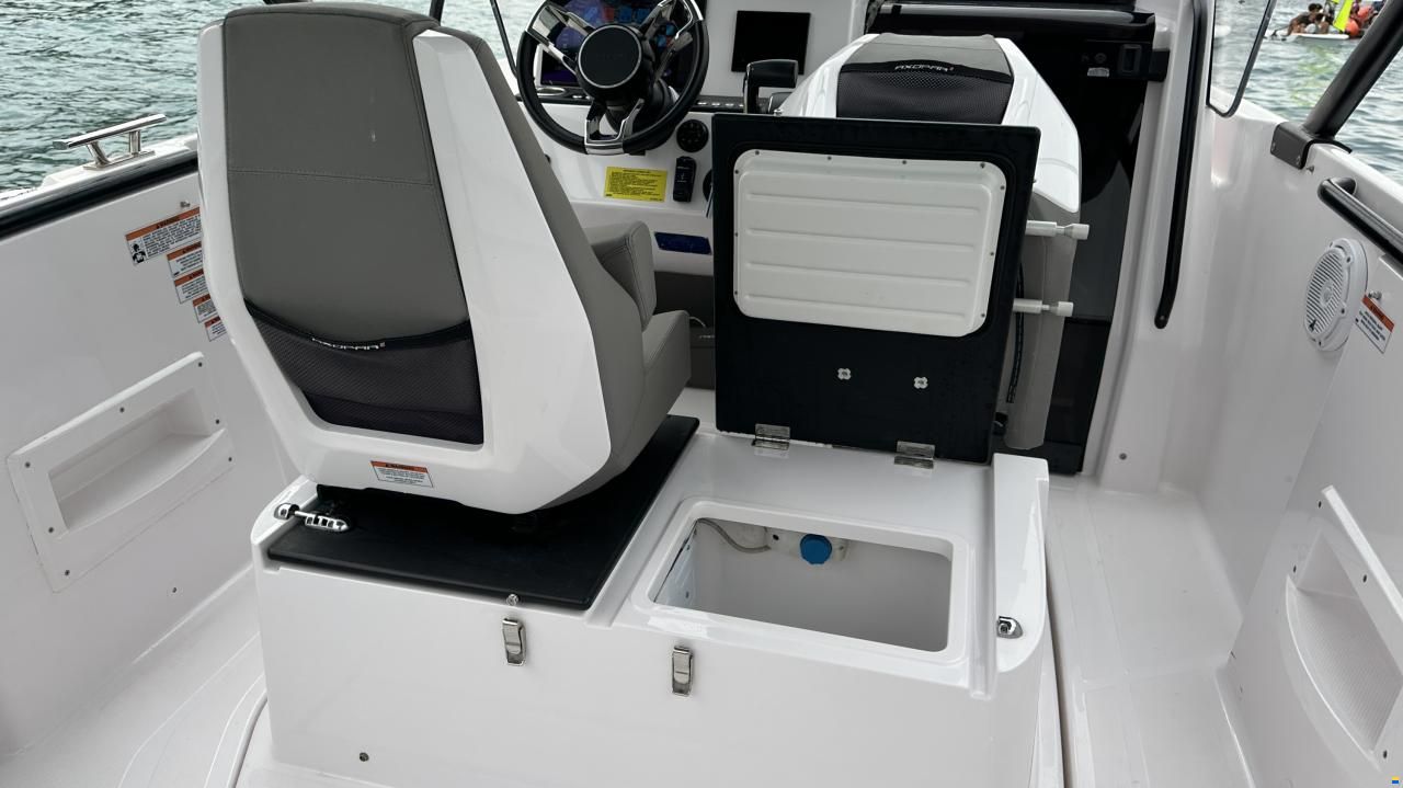 Axopar 25 Cross Top