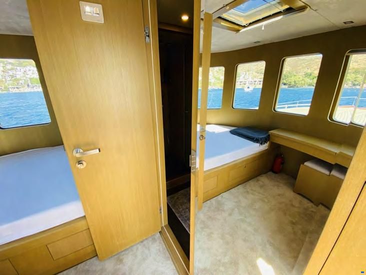 Steel Trawler 21M
